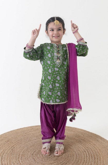 Pre Order: Floral Embroidered Girls Suit Set in Green – Perfect for Festivals, Weddings & Special Occasions