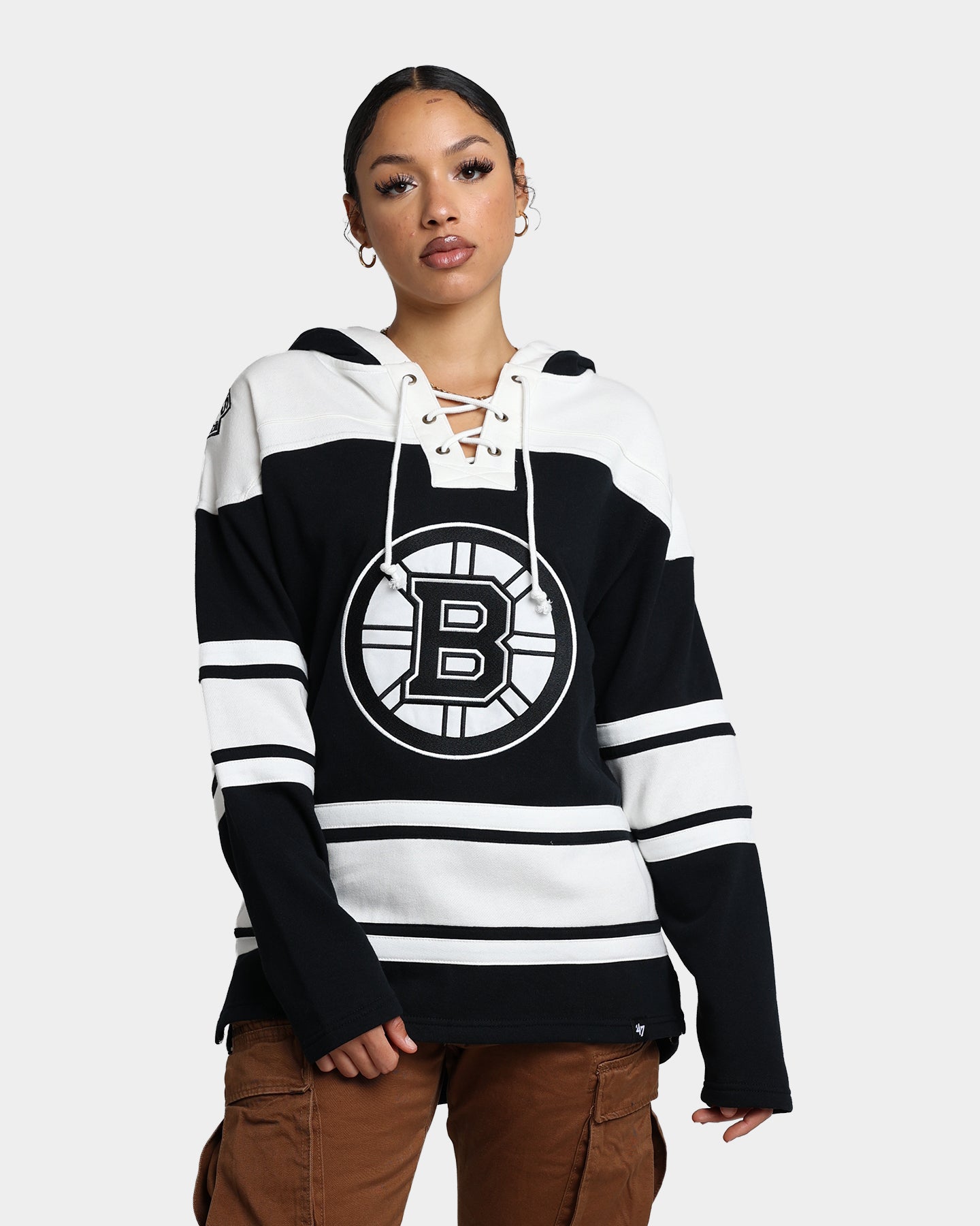 47 Brand Boston Bruins Superior Lacer Hoodie - Men's NHL Hockey Pullover Sweatshirt - Jet Black - Warm Fleece Lined for Winter Games & Casual Wear