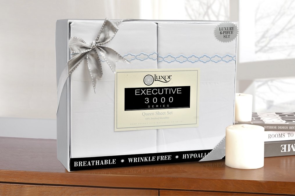 Premium 100% Brushed Microfiber Duvet Cover Set - Ultra Soft & Lightweight King/California King Size, Wrinkle Resistant White Bedding with Blue Cloud Embroidered Pillowshams (Gift Box Included) - Perfect for Master Bedrooms, Guest Rooms & Luxury Hotels