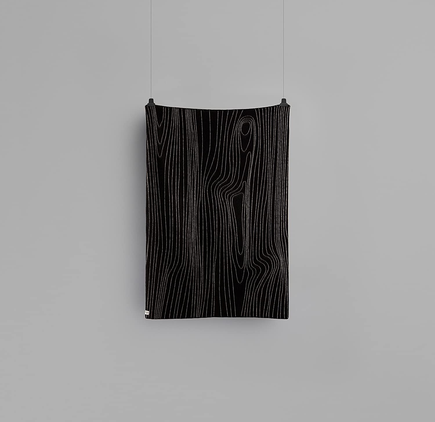 Premium 100% Norwegian Wool Throw Blanket - Soft & Warm Designer Blanket in Black/Natural Skog Pattern - Perfect for Sofa, Bed & Winter Coziness