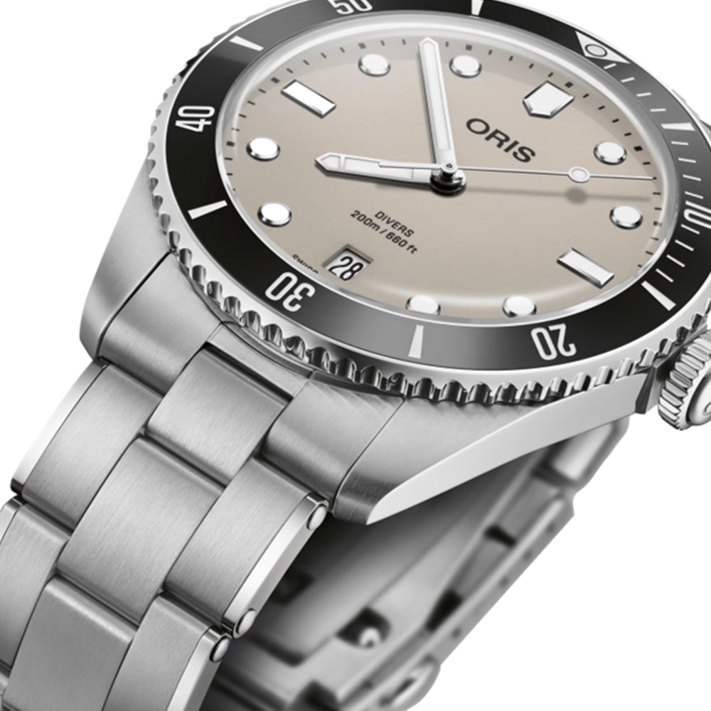 Divers Date 39mm Beige Watch - Luxury Waterproof Diving Timepiece for Men - Perfect for Scuba Diving, Swimming & Everyday Wear