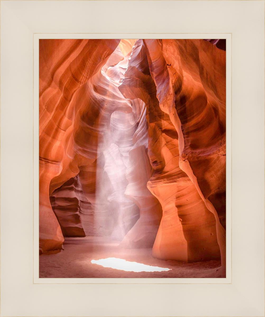 Antelope Canyon Cathedral - Stunning Natural Sandstone Formation in Arizona | Perfect for Photography, Hiking & Nature Exploration