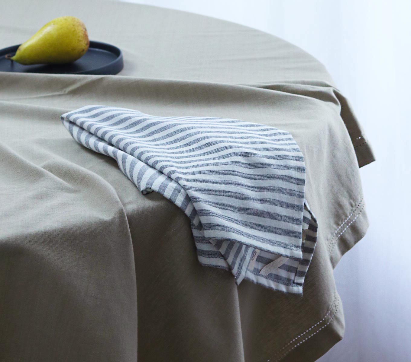 Premium Cotton Tea Towel Set of 2 - Super Absorbent & Quick-Drying Kitchen Towels for Dishes, Glassware & Counter Cleaning - Perfect for Home, Restaurant & Gift Use