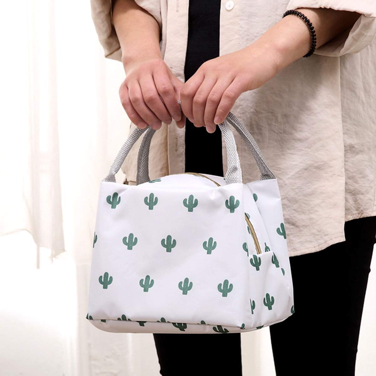 Leprato Large Insulated Reusable Lunch Bag for Women & Girls - Cactus Design Lunch Tote with High Capacity - Perfect for Work, School, Picnics & Outdoor Activities