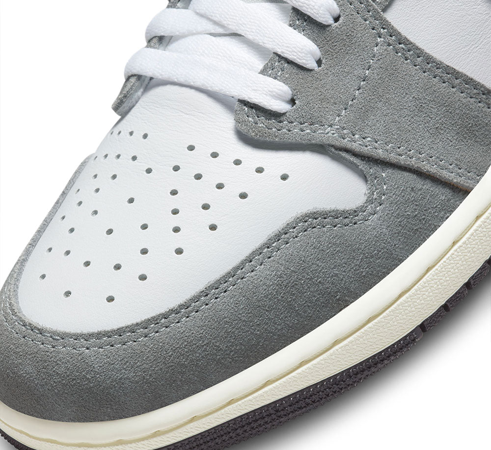 Original Air Jordan 1 Retro High OG Basketball Shoes - Men's Classic Sneakers for Streetwear & Basketball Games