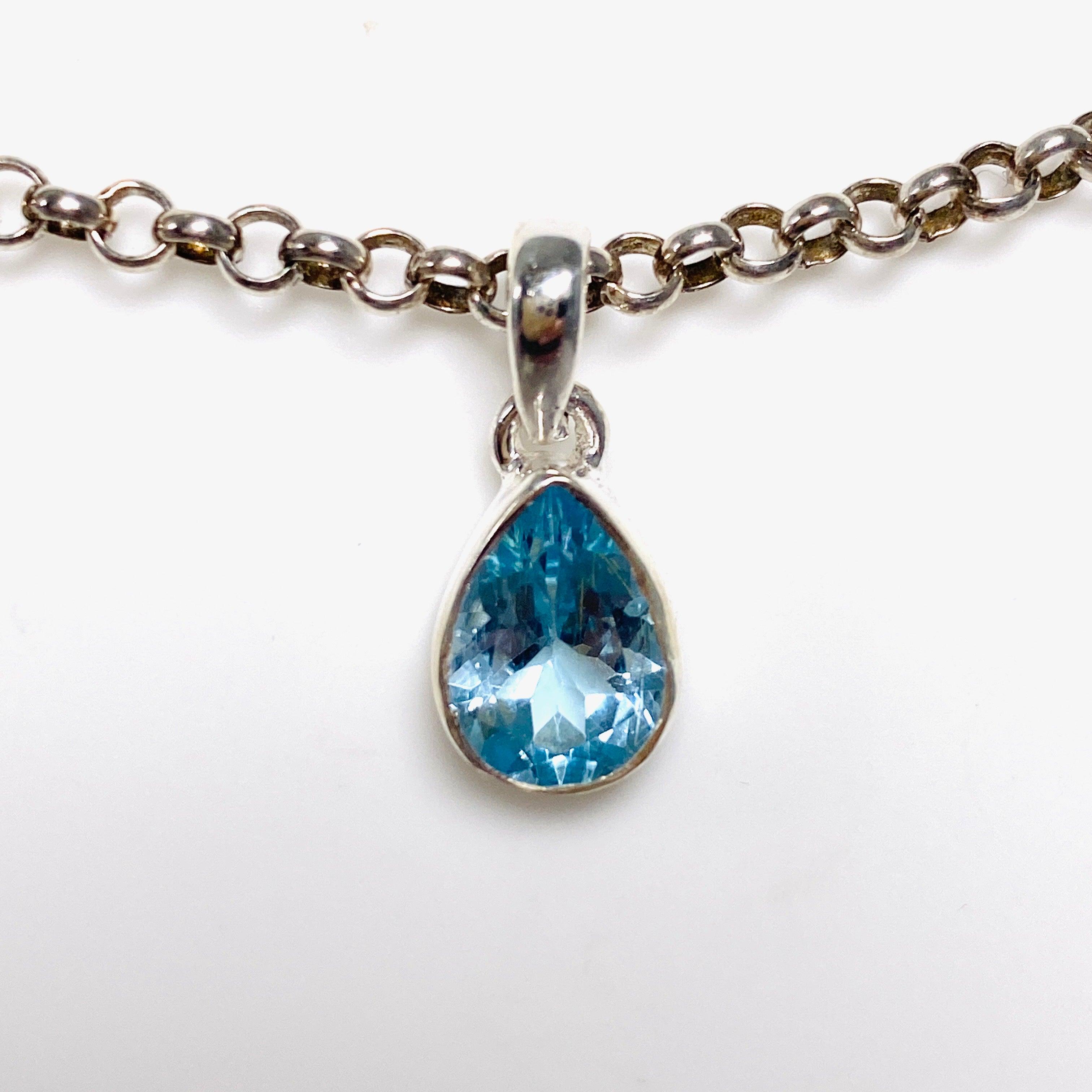 Elegant Petite Teardrop Faceted Pendant Necklace G2126T - Perfect for Daily Wear, Date Nights & Special Occasions