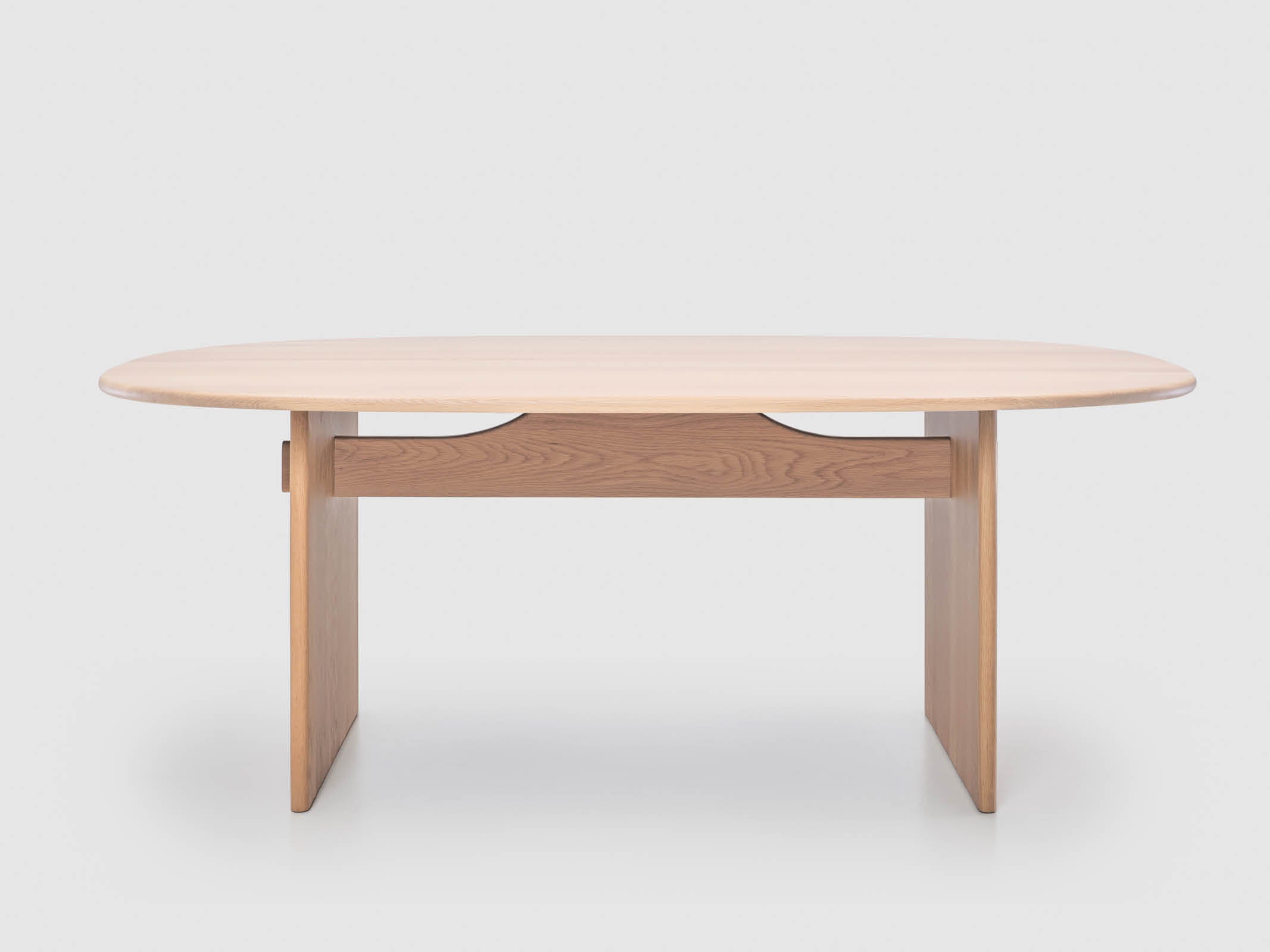 Kelly Dining Table - Modern Wooden Kitchen Table for 6, Farmhouse Style Dining Room Furniture - Perfect for Family Meals, Dinner Parties & Home Decor