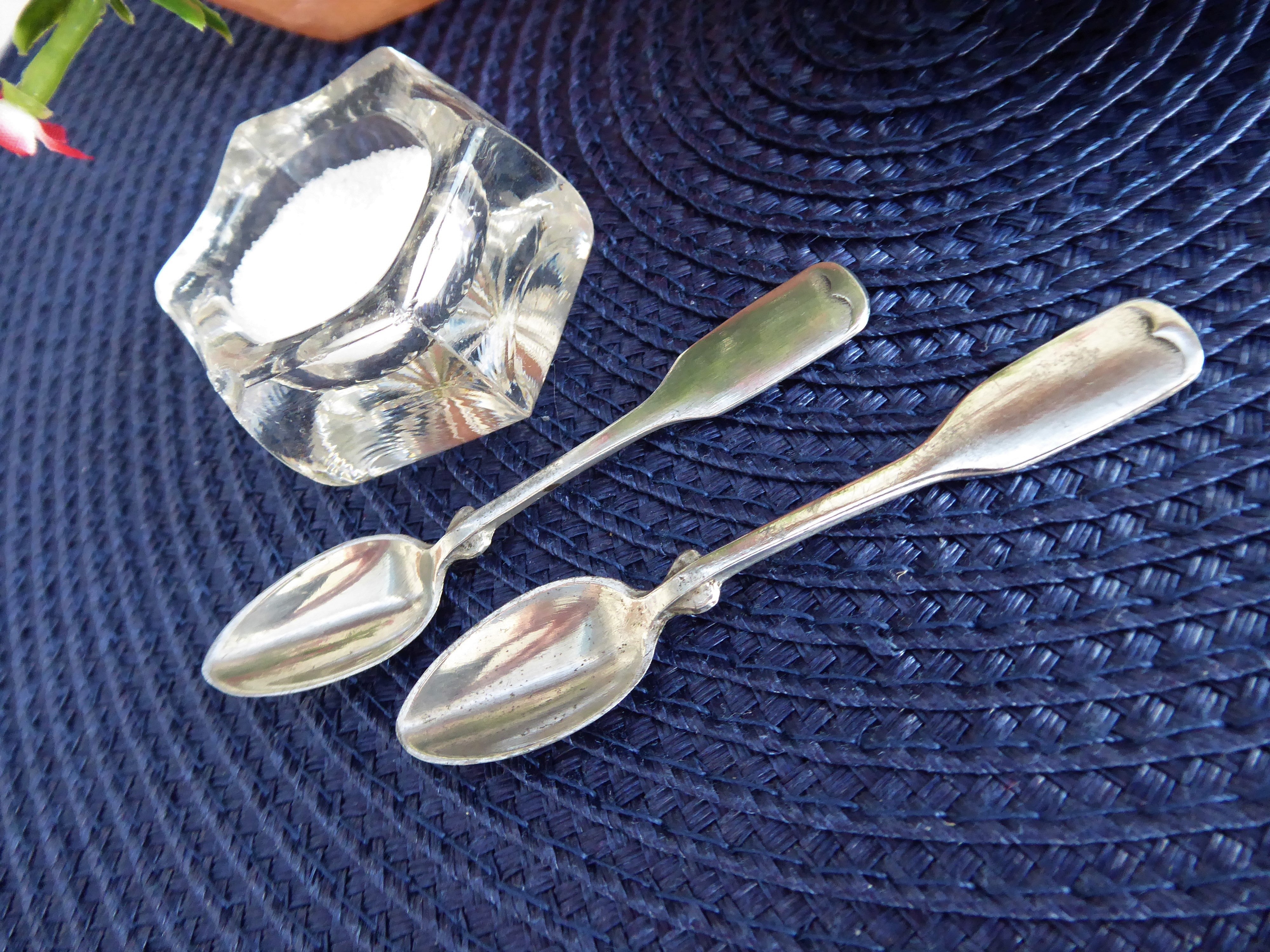 Antique Edwardian Silver Master Salt Spoons Pair - Tipped 1900-1910s Sterling Silver Mustard Spoons | Elegant Table Setting, Vintage Collectible, Perfect for Fine Dining & Historical Display