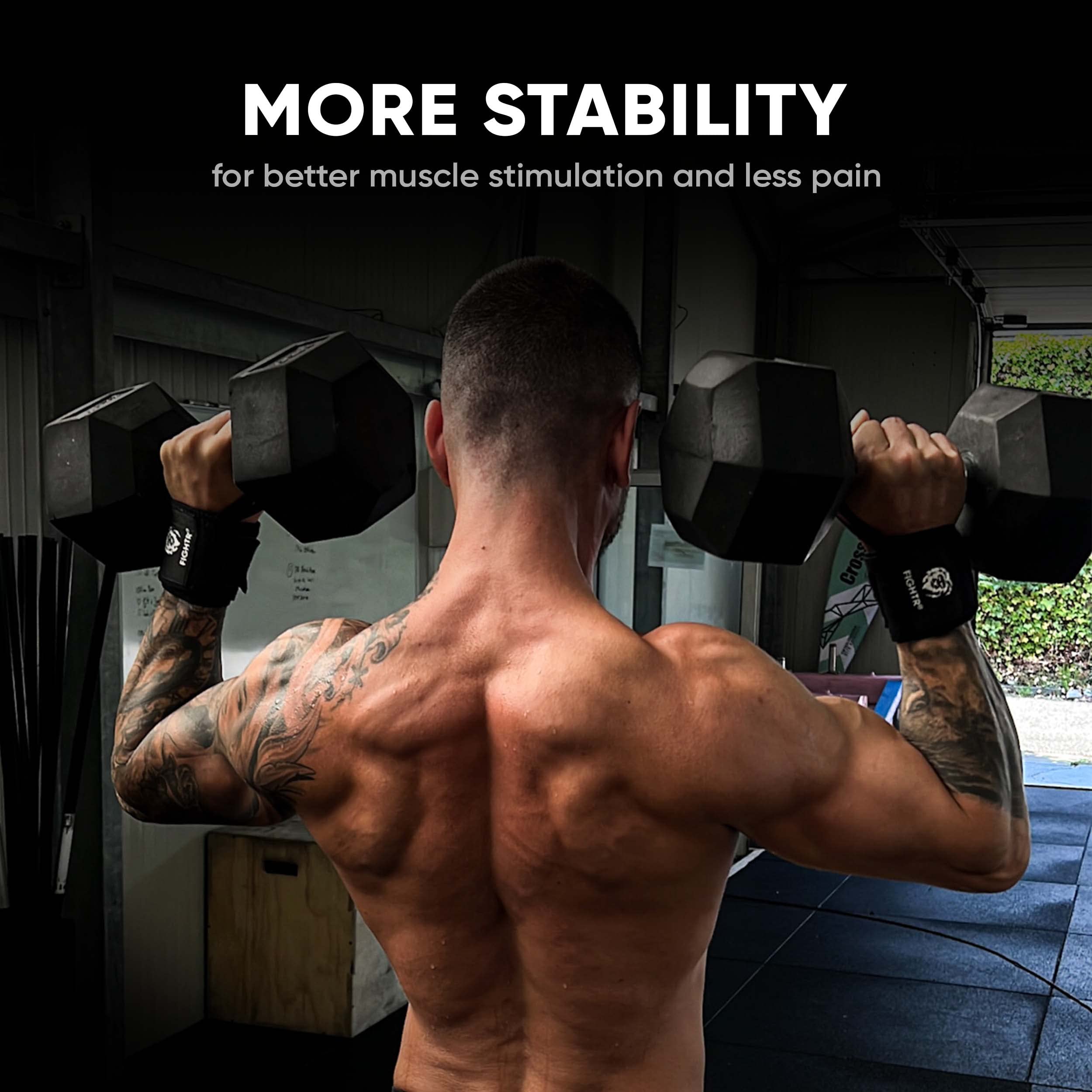 FIGHTR® Fitness Wrist Wraps - Premium Support for Weightlifting, Powerlifting & Crossfit - Reduce Pain & Improve Grip - Ideal for Gym, Bodybuilding & Strength Training