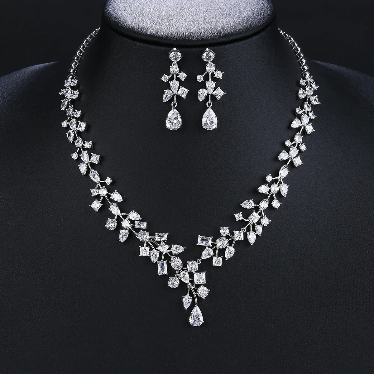 Elegant CZ Necklace and Earrings Jewelry Set for Women - Bridal Wedding Party Accessories - European Style Crystal Jewelry - Perfect for Prom, Evening Dresses & Special Occasions