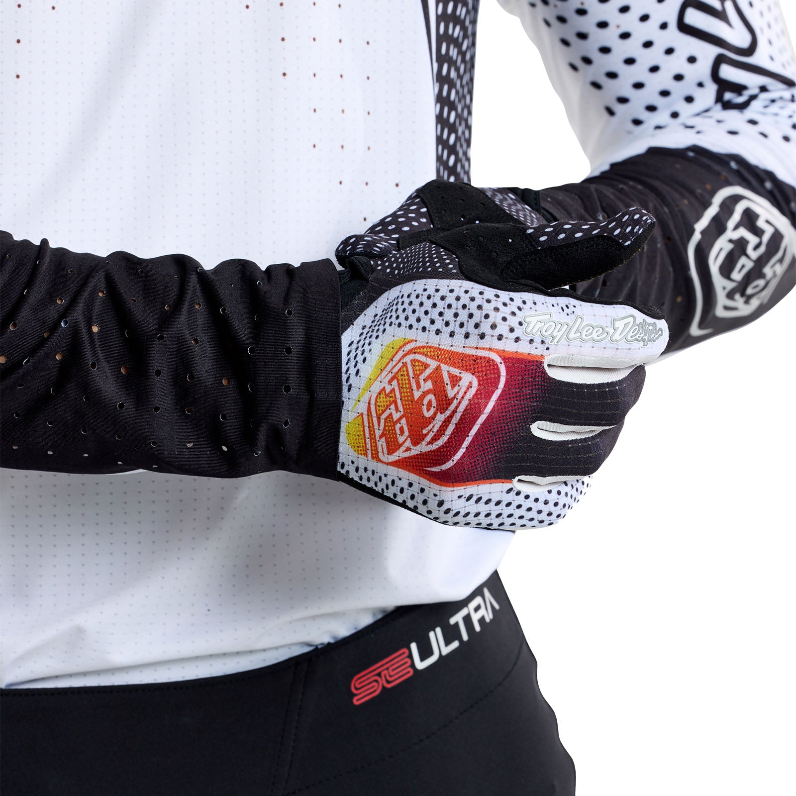 Air Glove Optic White / Black - Premium Touchscreen Gloves for Winter - Warm & Stylish for Outdoor Activities, Running, and Driving