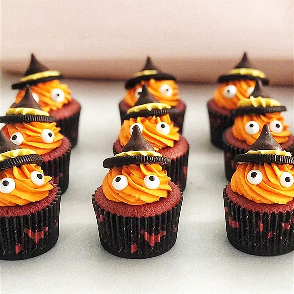 Edible Candy Eyeballs - 3oz Pack of 1 | Halloween Cake & Cupcake Decorations | Sugar Eyes for Cookies, Cakes & Desserts | Perfect for Halloween Parties, Birthday Treats & Spooky Baking Projects