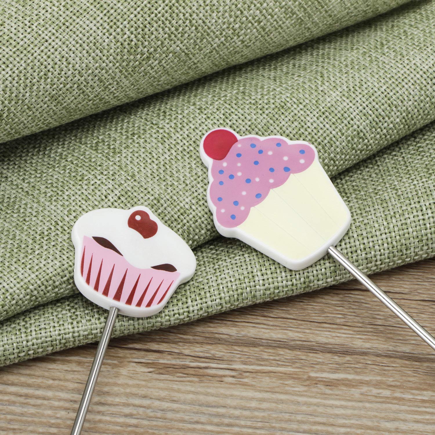 WOIWO 2-Pack Stainless Steel Cake Testers - Professional Baking Needle Tool for Perfect Cakes, Cookies & Bread - Essential for Home Bakers & Pastry Chefs - Ideal for Testing Doneness in Oven or Microwave