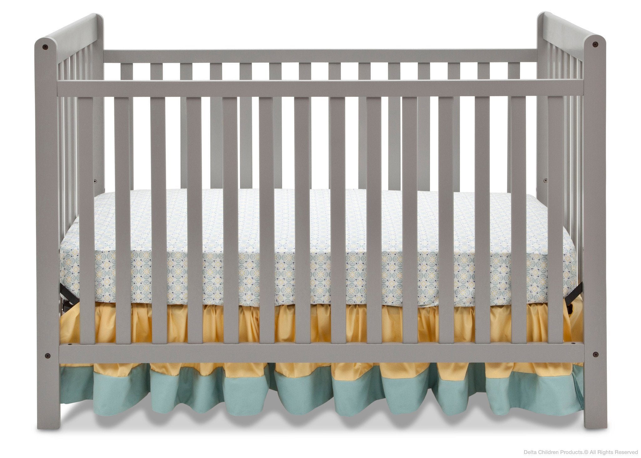 3-in-1 Convertible Baby Crib with Adjustable Height - Toddler Bed & Daybed - Perfect for Nursery, Bedroom & Small Spaces