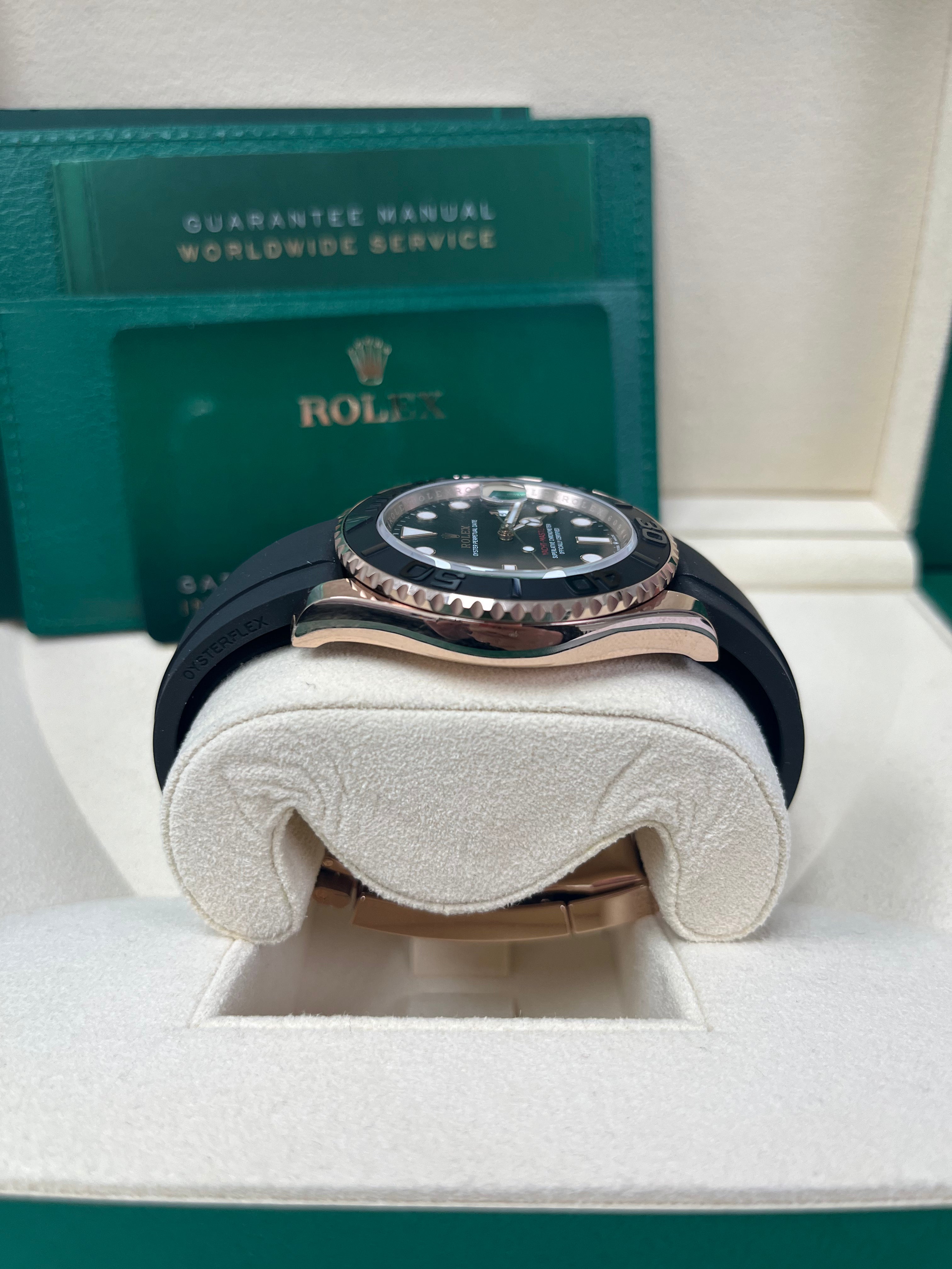 Rolex Yacht Master 40mm Rose Gold Men's Watch with Black Dial & Oysterflex Strap (Ref# 126655) - Luxury Diving & Yachting Timepiece for Professionals