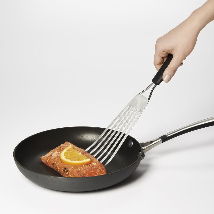 Premium Stainless Steel Large Fish Turner Spatula - Heavy Duty Grill & Kitchen Tool for Flipping Fish, Burgers, Pancakes - Perfect for BBQ, Camping, Outdoor Cooking