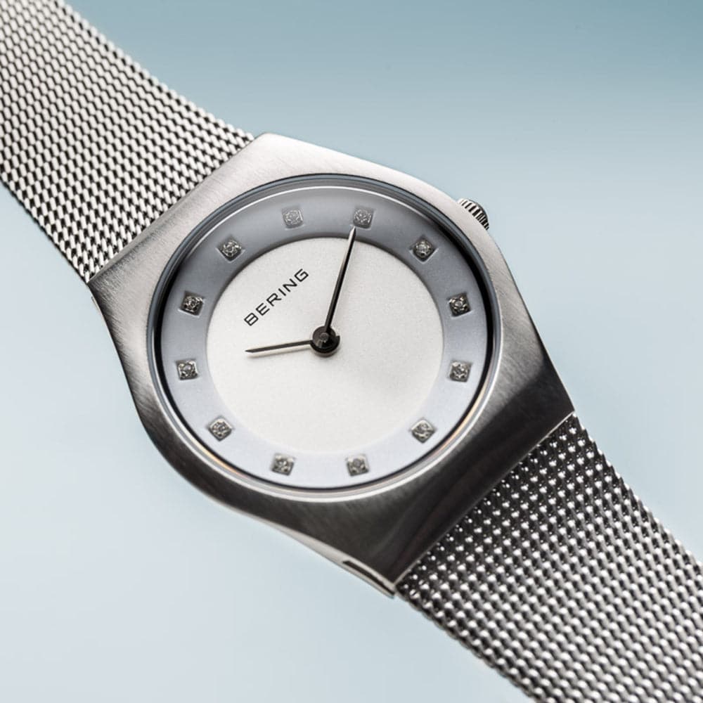 BERING 11927-000 Classic Women's Watch - Elegant Stainless Steel Analog Watch with Mineral Crystal, Water Resistant for Everyday Wear, Perfect for Office, Dating & Special Occasions