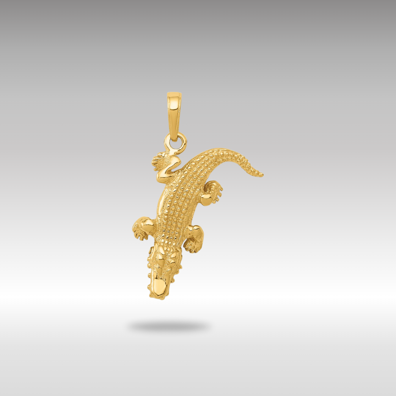 The Golden Alligator Necklace: A Tale of Elegance and Adventure