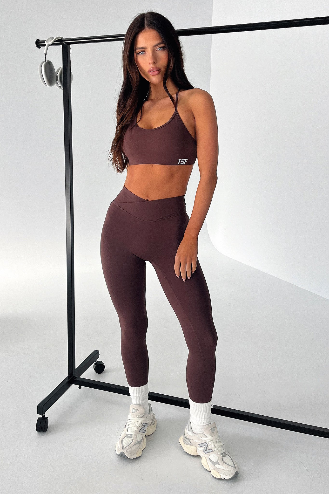 Kamari High Support Sports Bra for Women - Breathable & Moisture Wicking Workout Top - Brown - Perfect for Yoga, Running & Gym Training