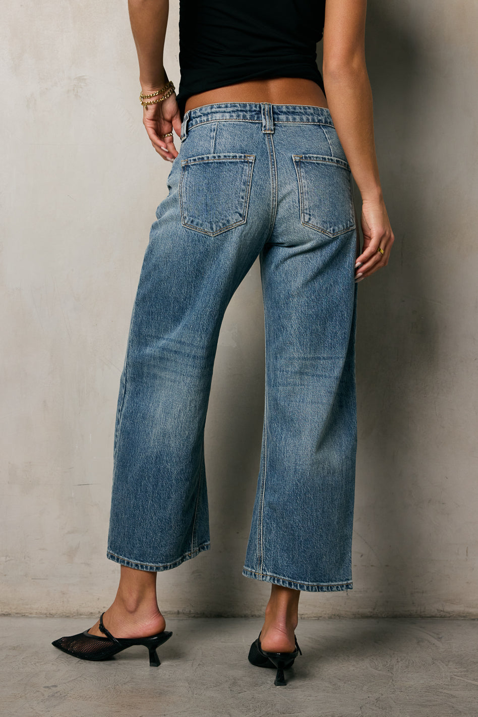Kenny Loose Fit Barrel Jeans for Women & Men - High Waist Distressed Denim Pants - Casual Streetwear & Vintage Style (Perfect for Everyday Wear, Parties & Fashion Outfits)
