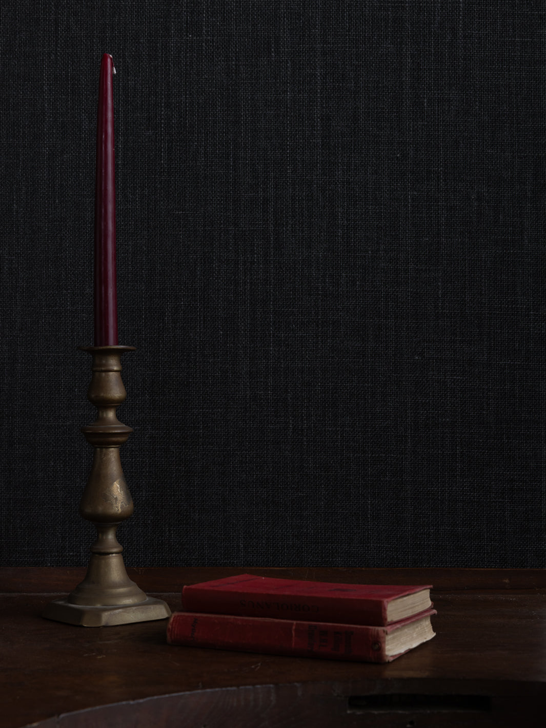 Natural Burlap Grasscloth Wallpaper in Zinc - Textured Peel and Stick Wallpaper for Living Room, Bedroom & Office Decor