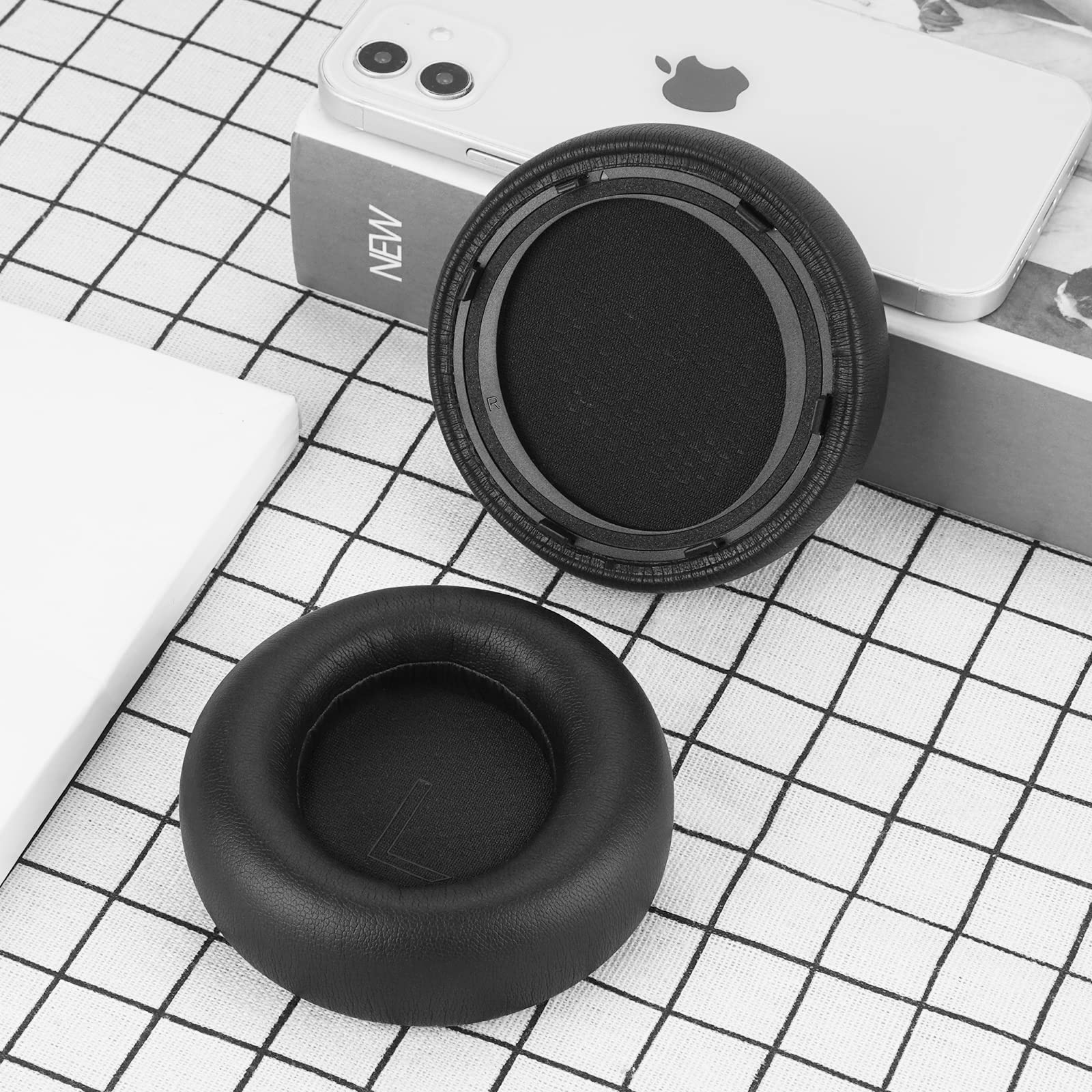 Geekria QuickFit Replacement Ear Pads for Alienware AW920H Headphones - Premium Memory Foam Ear Cushions, Noise Isolation Headset Earpads, Comfortable Ear Cups Cover Repair Parts (Black) - Perfect for Gaming, Music & Office Use