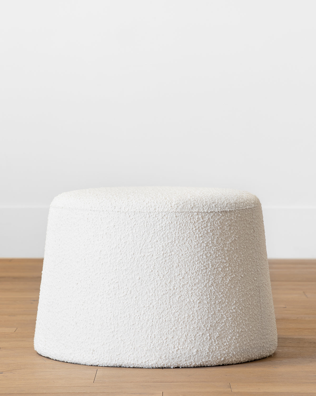 Scout Ottoman - Modern Storage Ottoman with Lift Top, Soft Velvet Fabric, Sturdy Wooden Legs - Perfect for Living Room, Bedroom, or Nursery Storage & Extra Seating