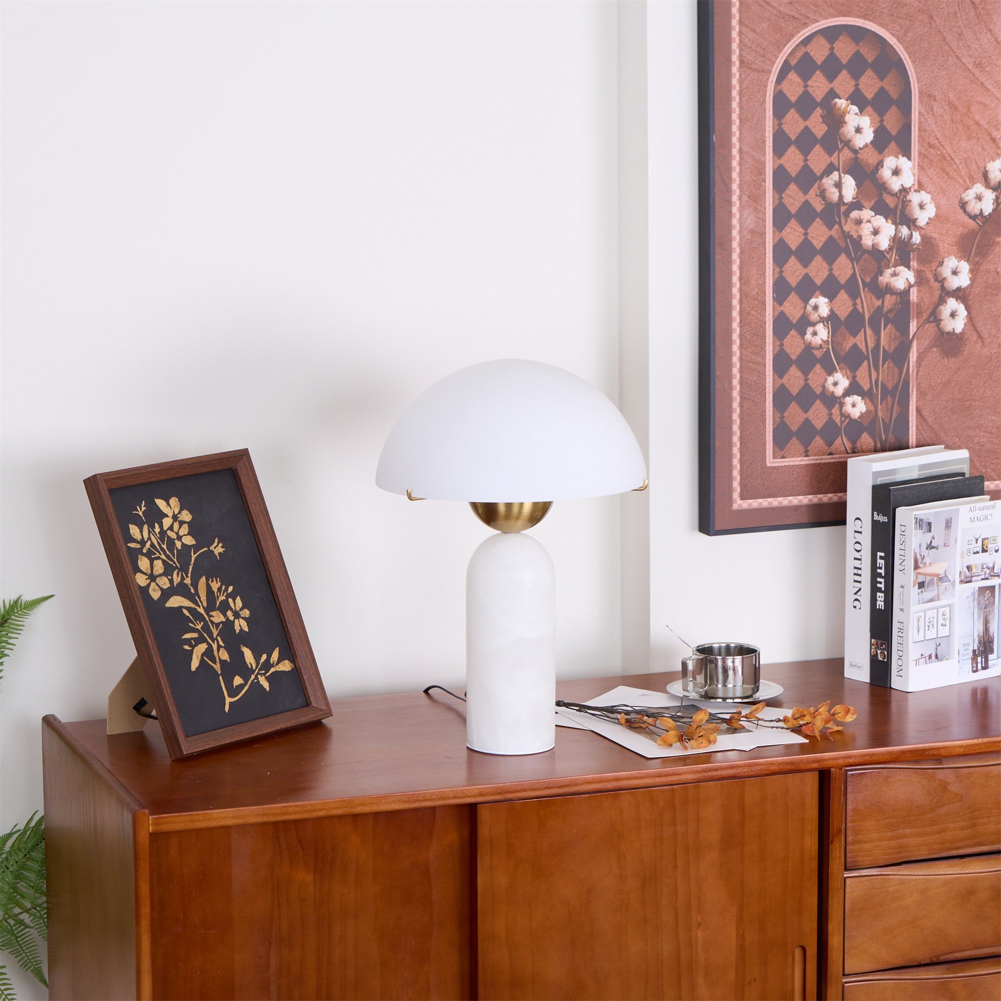 Peono Alabaster Table Lamp - Elegant Handcrafted Nightstand Lighting for Bedroom, Living Room & Office - Perfect for Reading, Relaxing & Home Decor
