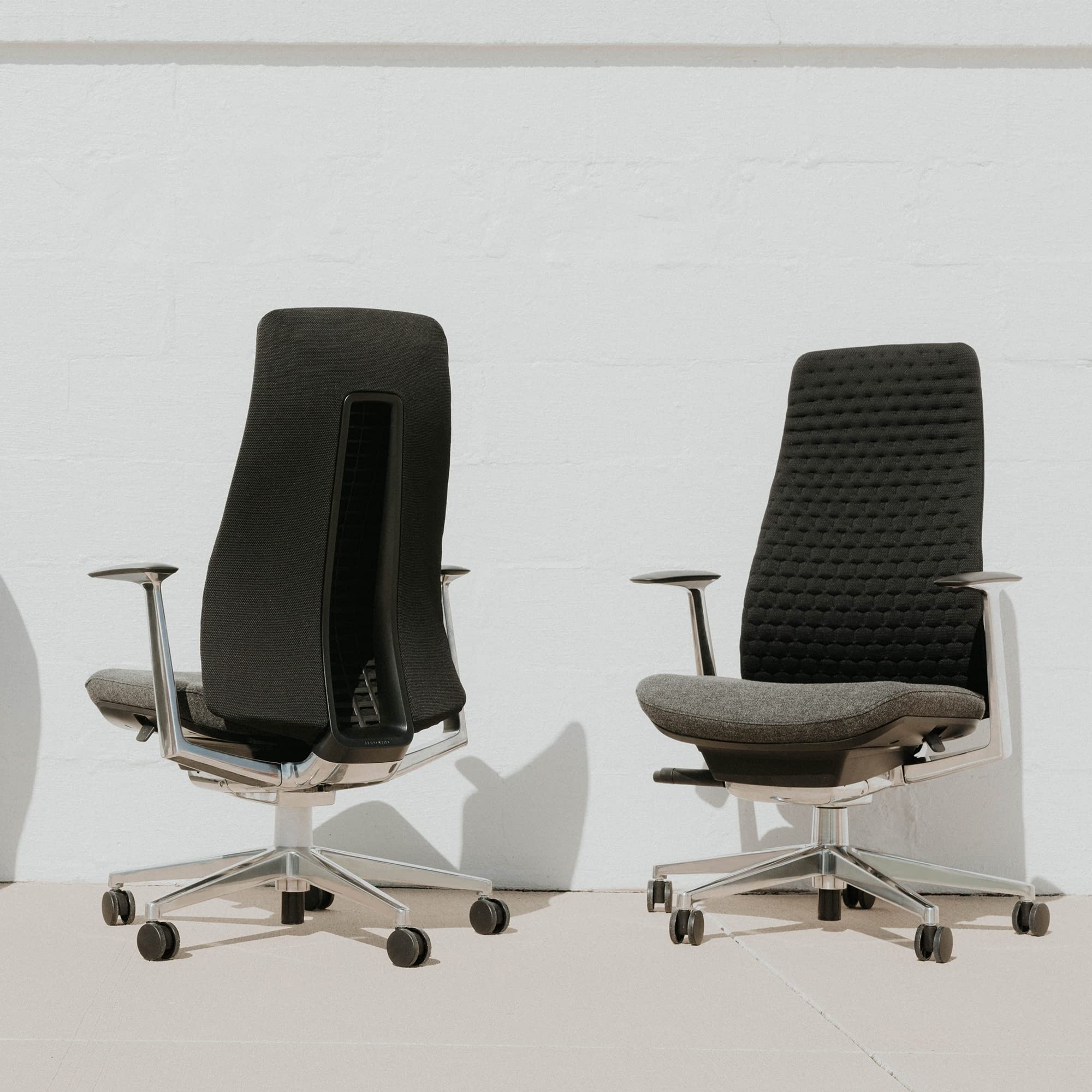 Haworth Fern Ergonomic Office Chair with Lumbar Support - Adjustable Digital Knit Mesh Back for Comfort - Modern Desk Chair in Heathered Grey - Perfect for Home Office, Gaming & Workspace