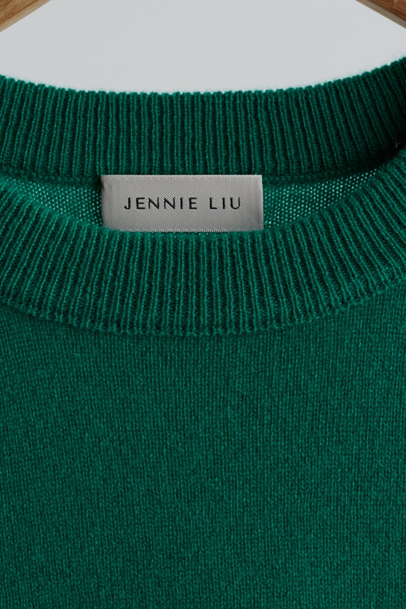 JENNIE LIU Women's 100% Pure Cashmere Sweater - Soft Long Sleeve Crewneck Pullover for Winter, Fall & Spring | Office Wear, Casual Outfits & Holiday Gift