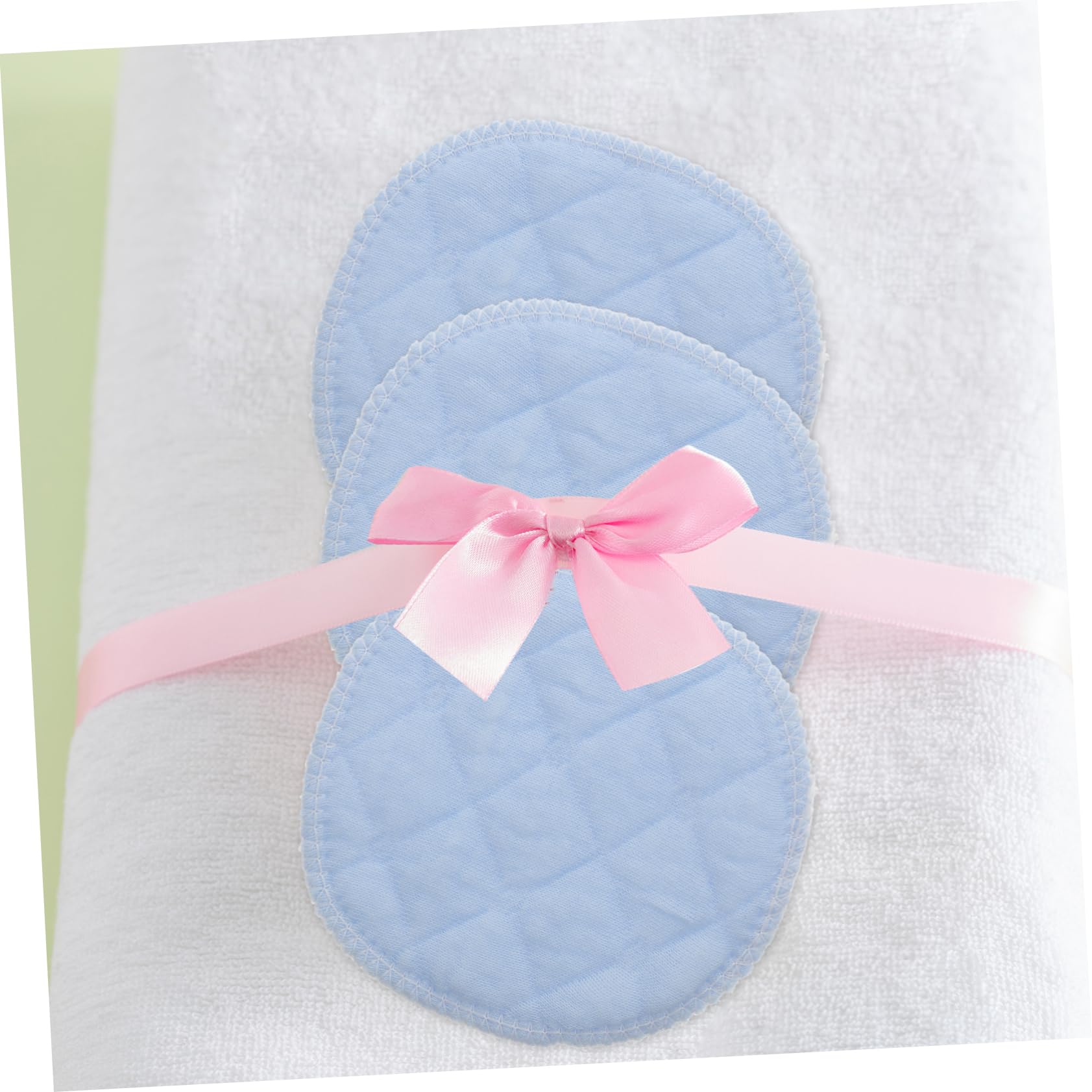 FOMIYES 30pcs Washable Nursing Pads for Breastfeeding - Ultra Soft Cotton Reusable Breast Pads for Leakproof Protection, Comfortable Nipple Covers for Moms & Baby Care (Perfect for Daily Use, Work & Travel)