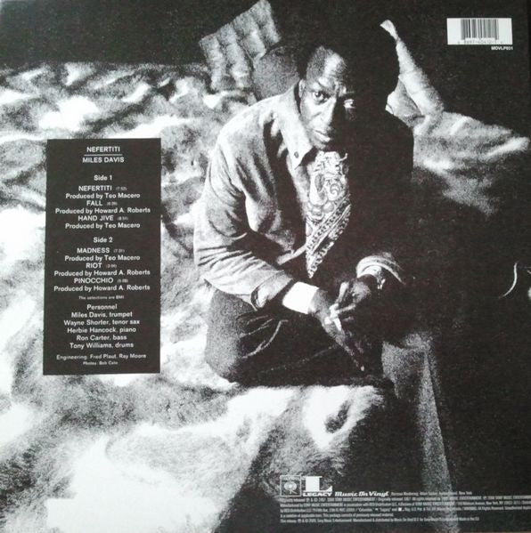 Miles Davis - Nefertiti Vinyl LP Album (Reissue, Remastered, 180g) - Mint Condition - Perfect for Jazz Collectors & Audiophiles