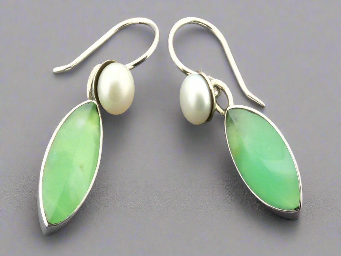 Elegant Almond-Shaped Chrysoprase & Freshwater Pearl Earrings in Sterling Silver - Perfect for Weddings, Parties & Special Occasions