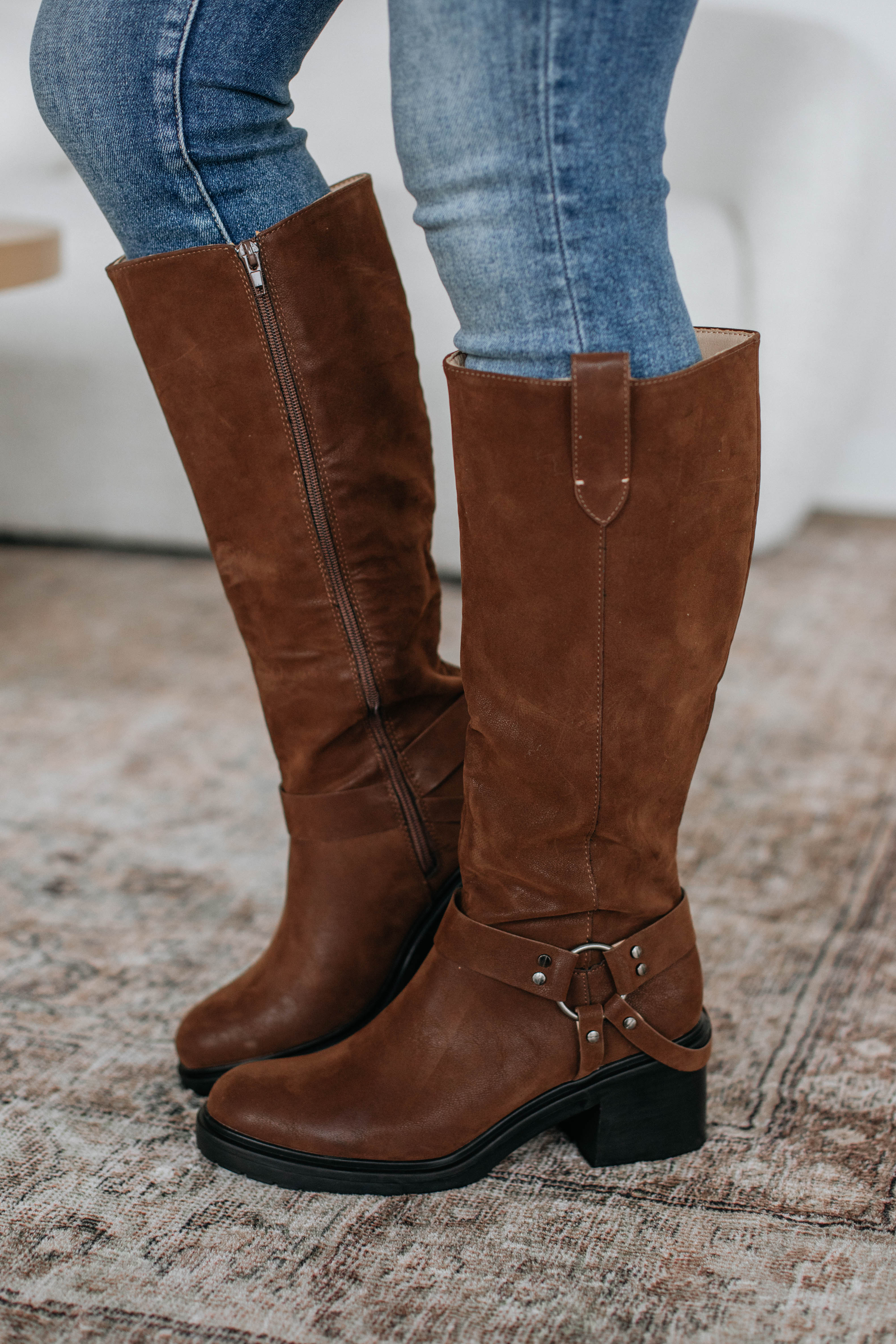 Stylish Women's Ankle Boots for Coffee Lovers - Perfect for Casual Outings & Coffee Dates