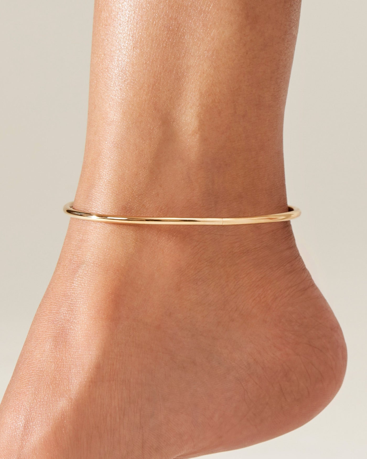 Dainty Anklet Bracelet for Women - Elegant Adjustable Ankle Chain Jewelry - Perfect for Beach, Summer, and Boho Fashion
