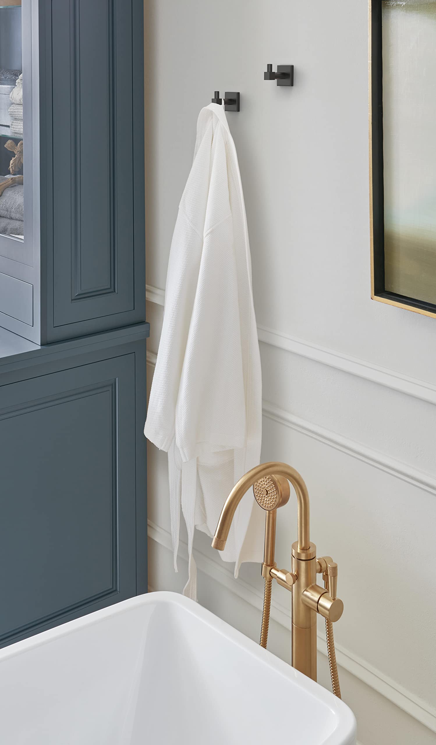 Amerock BH36070MB Matte Black Single Robe Hook - 1-7/8 Inch (48mm) Bathroom Towel Holder - Durable Bath Accessory for Hanging Robes, Towels & Clothes - Perfect for Bathroom, Spa, Locker Room & Home Decor