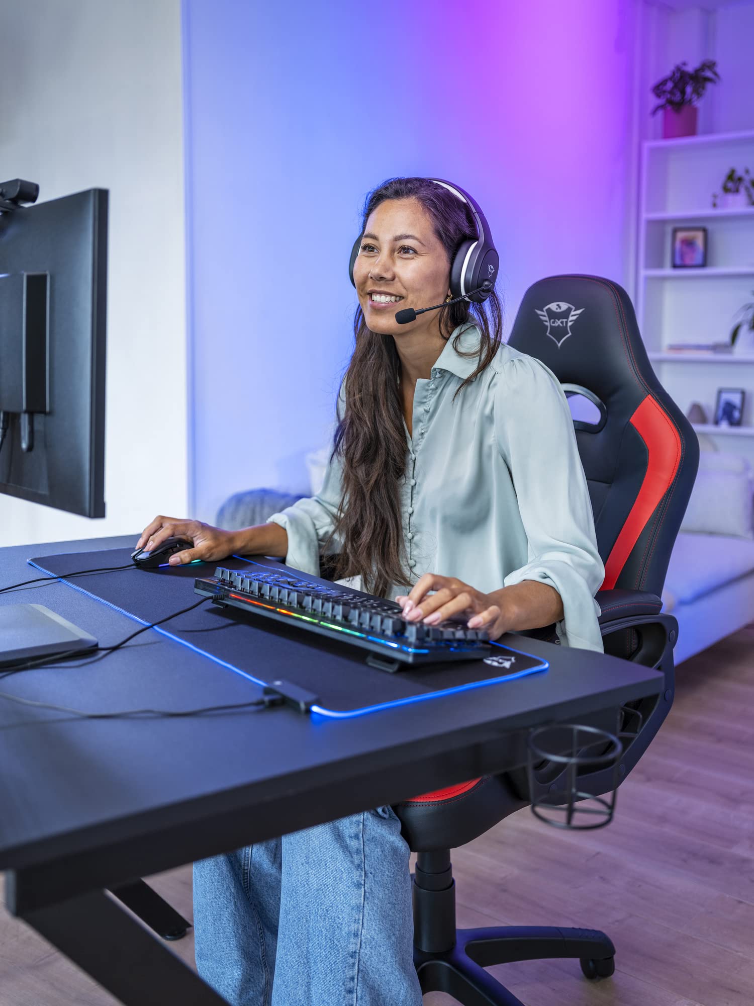 Trust Gaming GXT 391 Thian Wireless Gaming Headset for PS5, PS4, PC - 5.8GHz USB Dongle, Over-Ear Design, Rechargeable, Lightweight with Mic - Black | Perfect for Multi-Platform Gaming, Streaming & Online Meetings