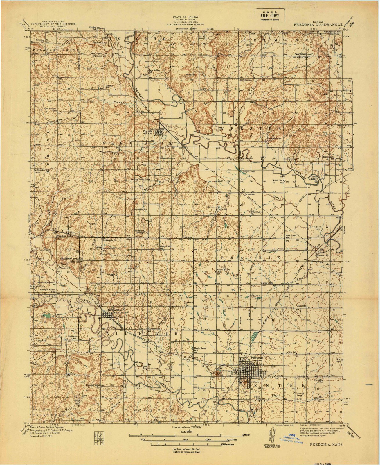 1939 Fredonia, KS USGS Historical Topographic Map - Vintage Kansas Wall Art Decor - 35x44 Inch Large Framed Map - Perfect for Home Office, Classroom & History Enthusiasts