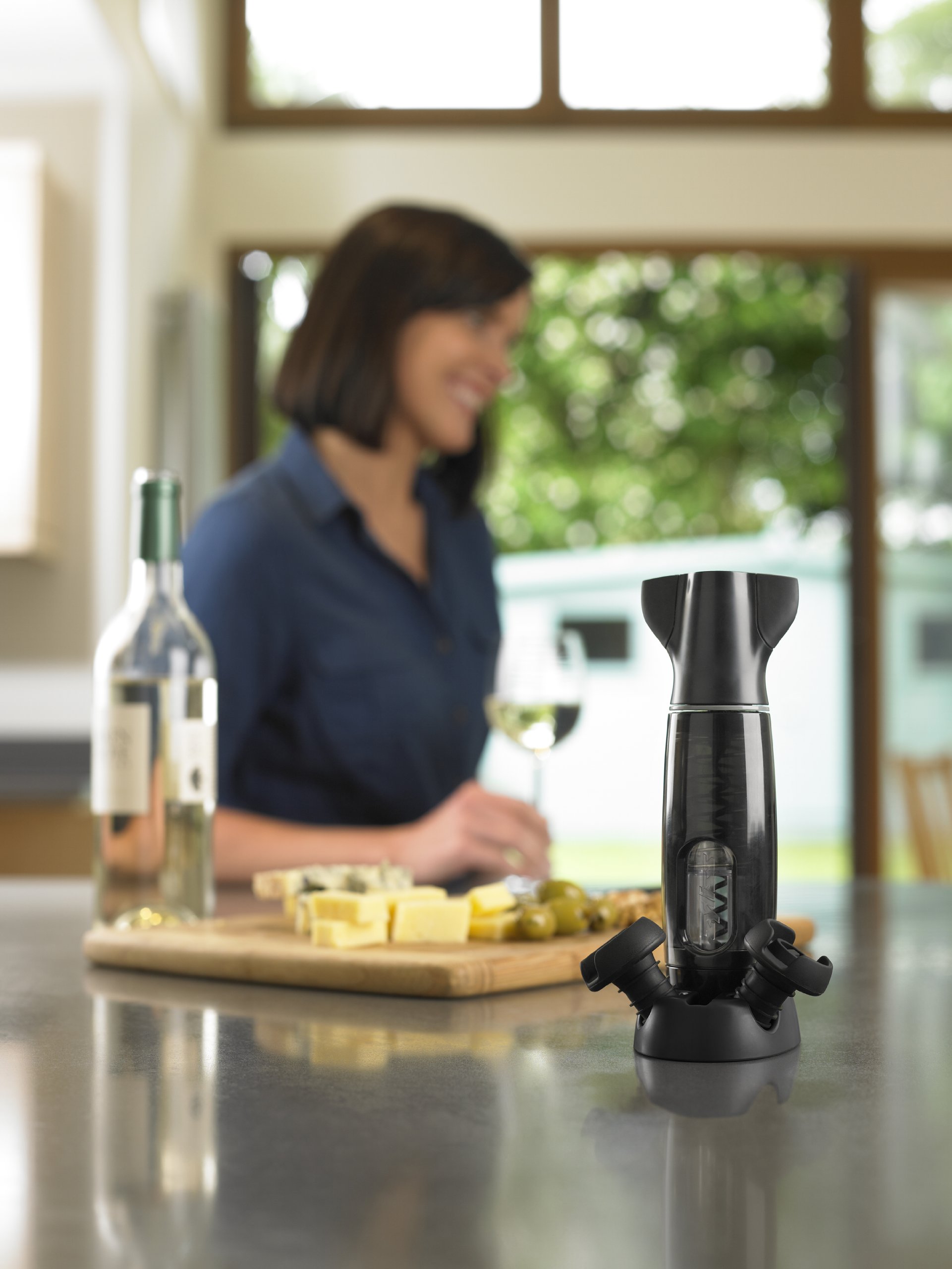 Zyliss 4-in-1 Wine Opener Set with Foil Cutter, Corkscrew & Bottle Stopper - Perfect for Wine Lovers, Home Bars & Dinner Parties