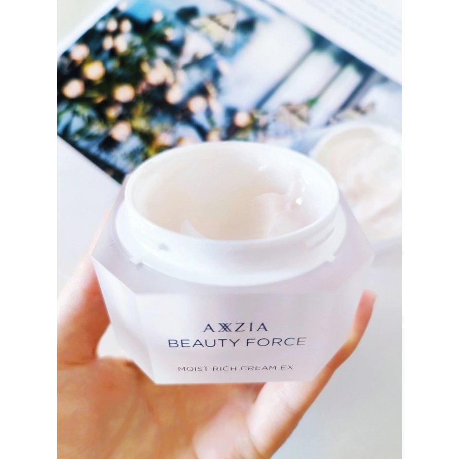 Axxzia Beauty Force Moist Rich Cream - Luxurious Hydrating Face Cream 30g for Dry Skin | Anti-Aging & Deep Moisturizing | Day & Night Skincare Routine