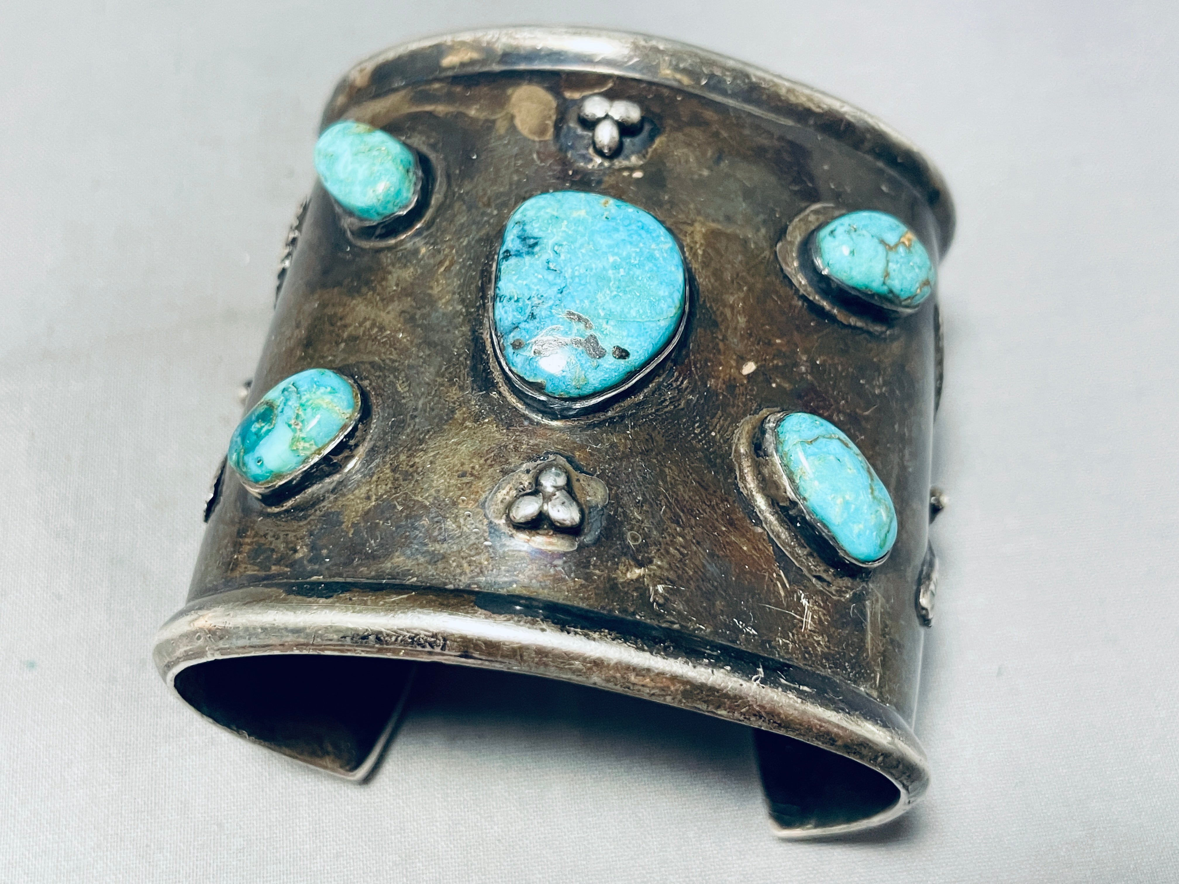 117g Vintage Navajo Turquoise Sterling Silver Bracelet - Authentic Native American Jewelry for Women, Handmade Southwest Style, Perfect for Boho Fashion & Gift Giving