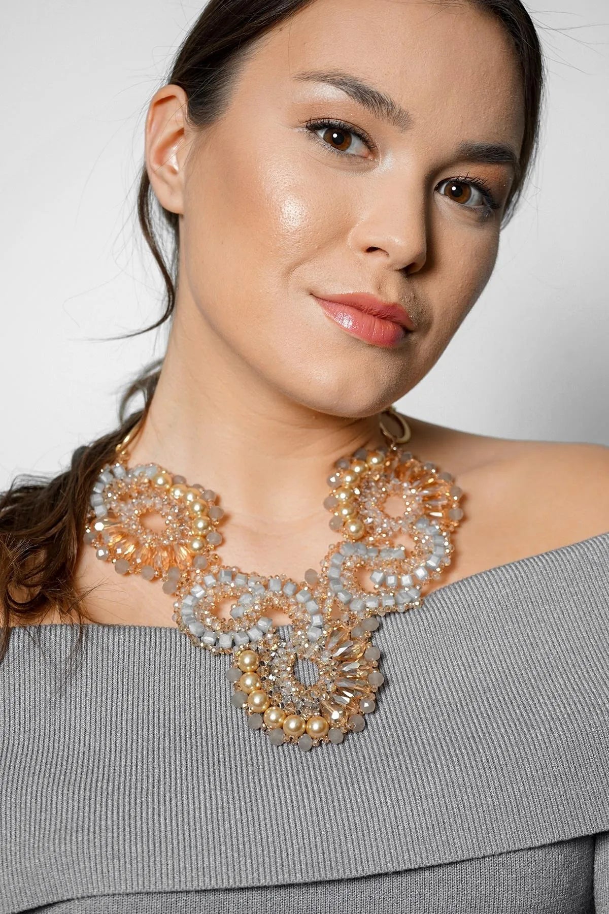 Elegant Beaded Pearl Chunky Statement Necklace for Women - Perfect for Weddings, Parties & Special Occasions