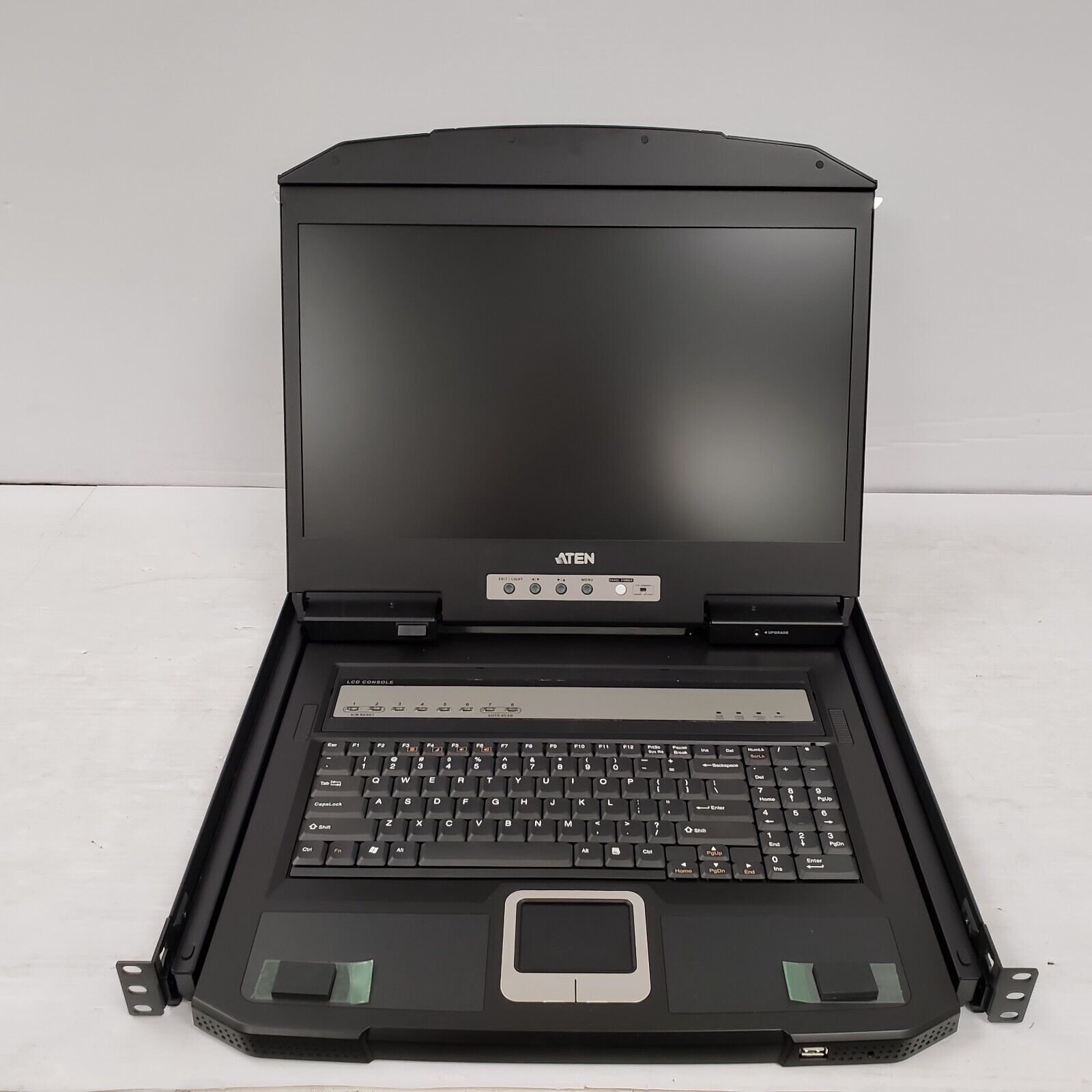 Aten CL3108NX 8-Port KVM Switch with LCD Display - Ideal for Data Centers, Server Rooms, and Multi-Computer Workstations