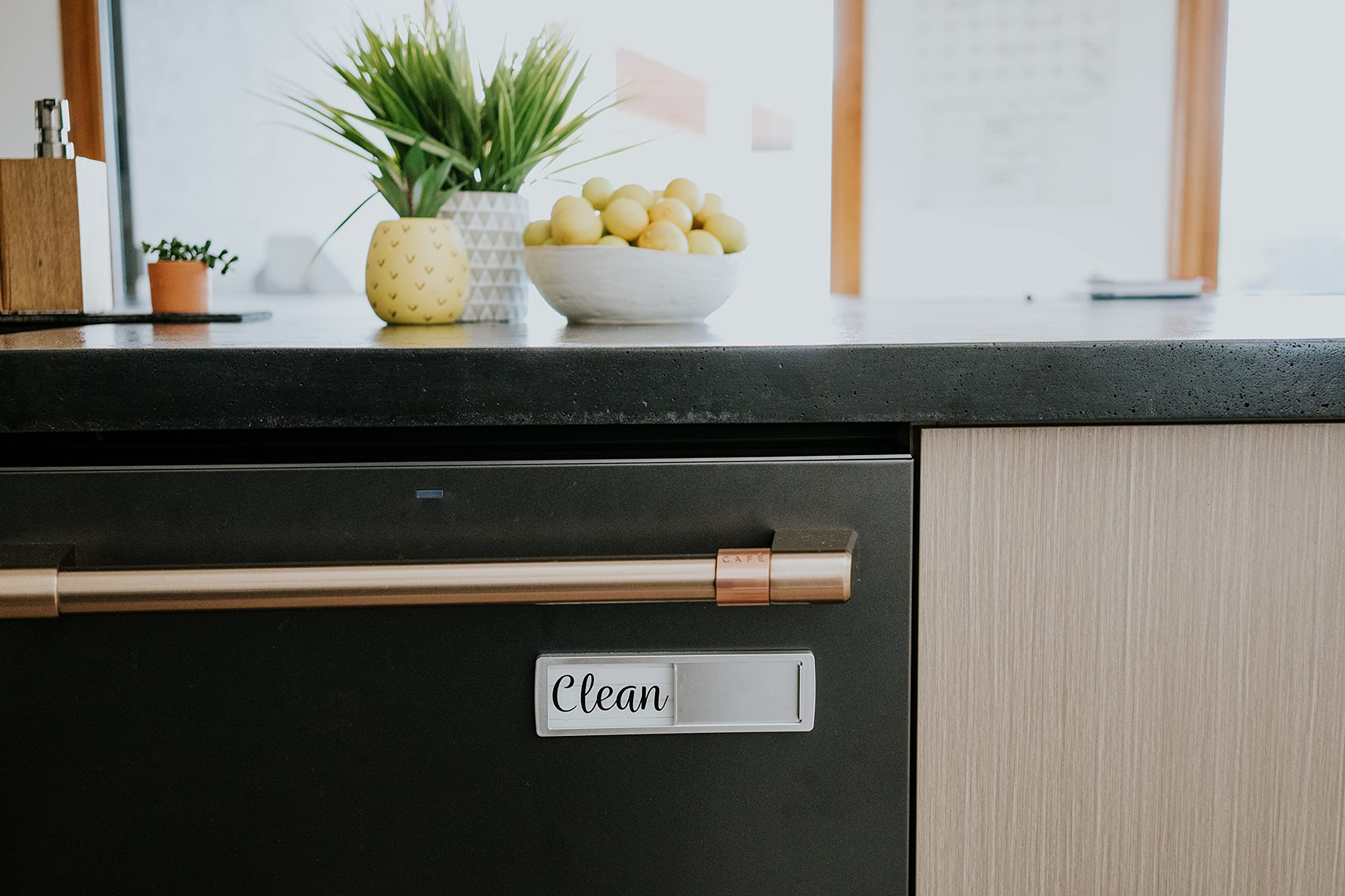 Dishwasher Magnet Sign - Strong Universal Clean/Dirty Indicator for Kitchen Organization - Rustic Farmhouse Black & White Wood Design - Perfect for Home, Office, and Restaurant Use