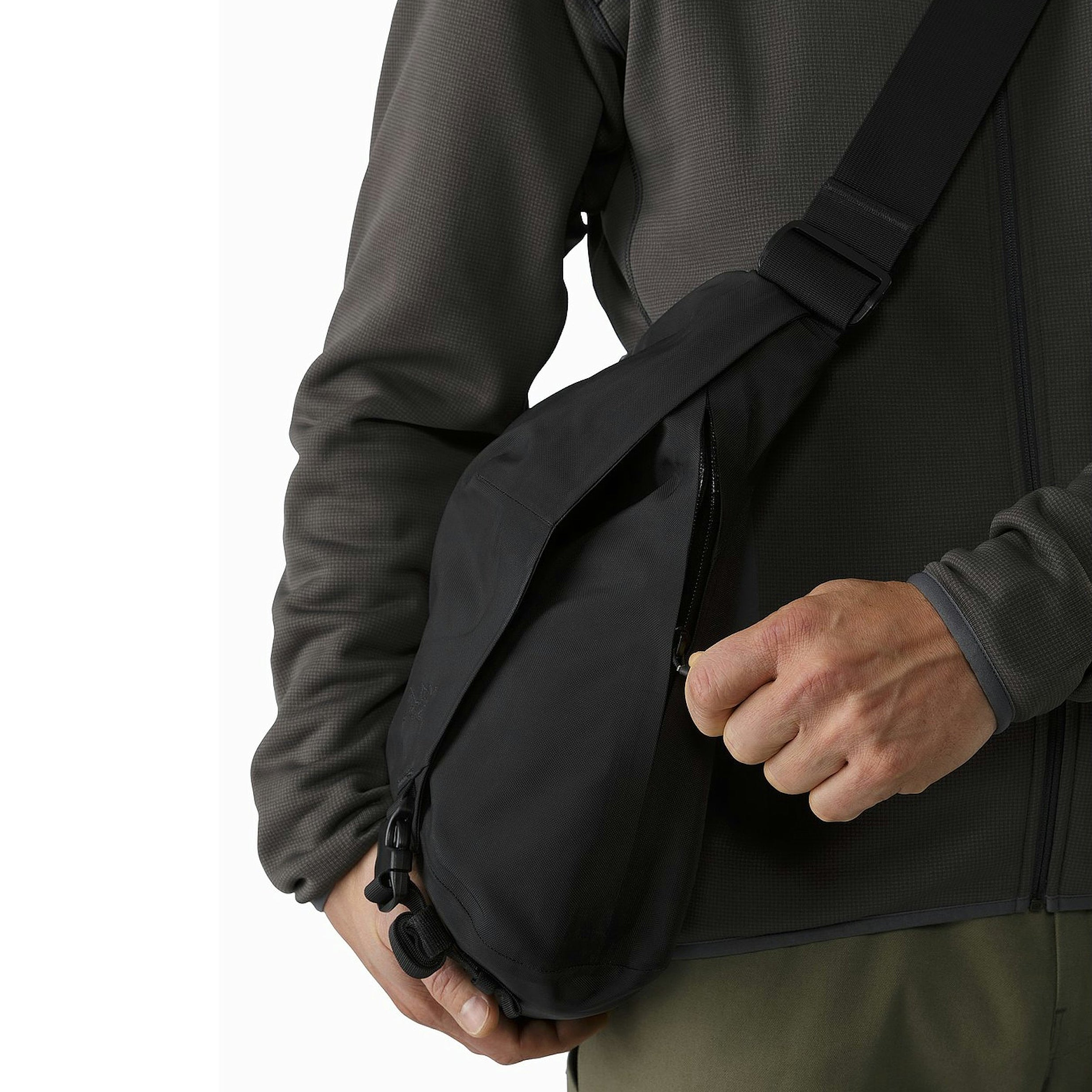 Arc'teryx LEAF Courier 15 Tactical Backpack - Durable Military-Grade Daypack for Outdoor Adventures, Hiking & EDC | Like New Condition | Perfect for Travel, Commuting & Tactical Use