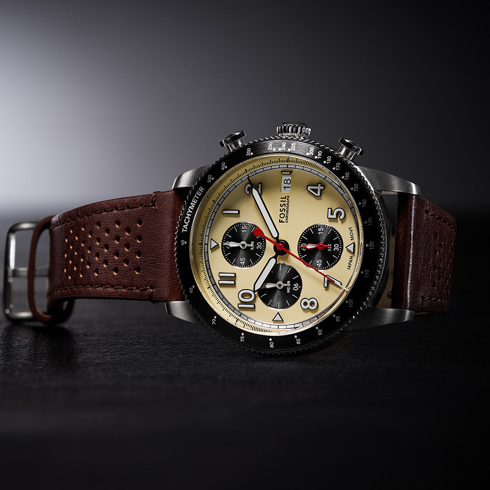 Fossil Sport Tourer FS6042 Chronograph Watch for Men - Stylish Analog Chronograph with Date Function - Perfect for Casual, Business & Outdoor Activities