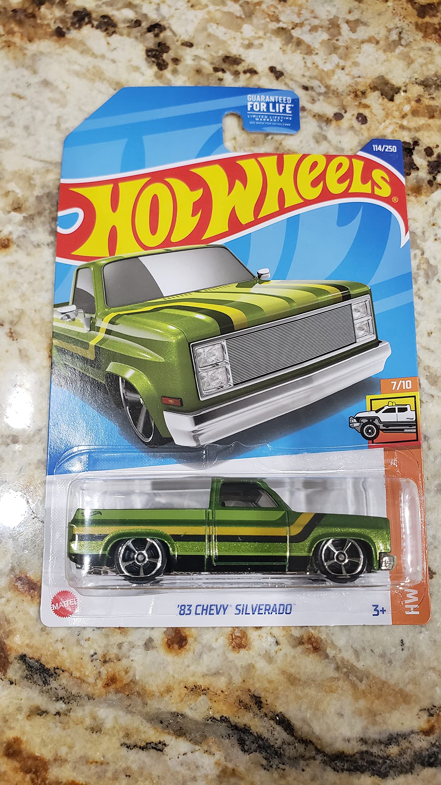 Hot Wheels 2022 '83 Chevy Silverado Diecast Car 1:64 Scale - Limited Edition 7/10 & 114/250 - Collectible Toy for Kids & Adults - Perfect for Display, Gifts & Racing Play