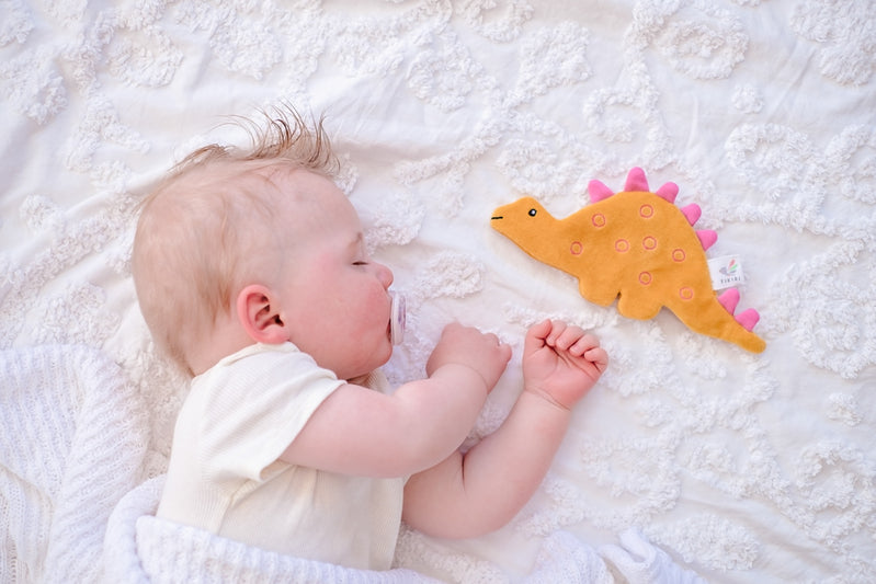 Tikiri Crinkle Scrunch Sensory Toy for Kids - Dinosaur Stegosaurus Design - Stress Relief & Tactile Stimulation for Autism, ADHD, Anxiety - Perfect for Fidgeting, Classroom, Travel & Sensory Play