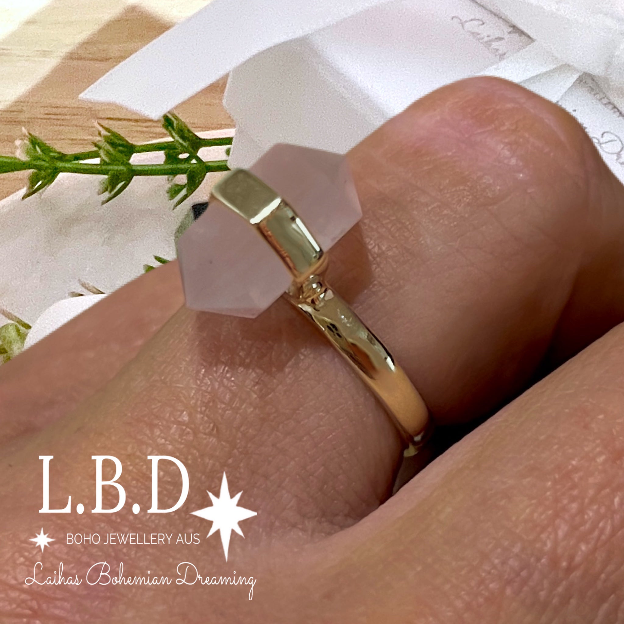 Laihas Gold Crystal Rose Quartz Ring for Women - Elegant Healing Jewelry for Love & Positivity | Perfect for Gifts, Meditation & Everyday Wear