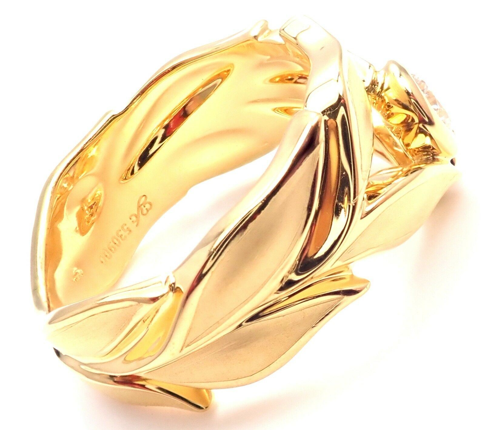 Authentic Carrera Y Carrera 18k Gold Greco Roman Diamond Crown Ring for Women - Elegant Princess Style Jewelry Gift for Weddings, Anniversaries & Special Occasions